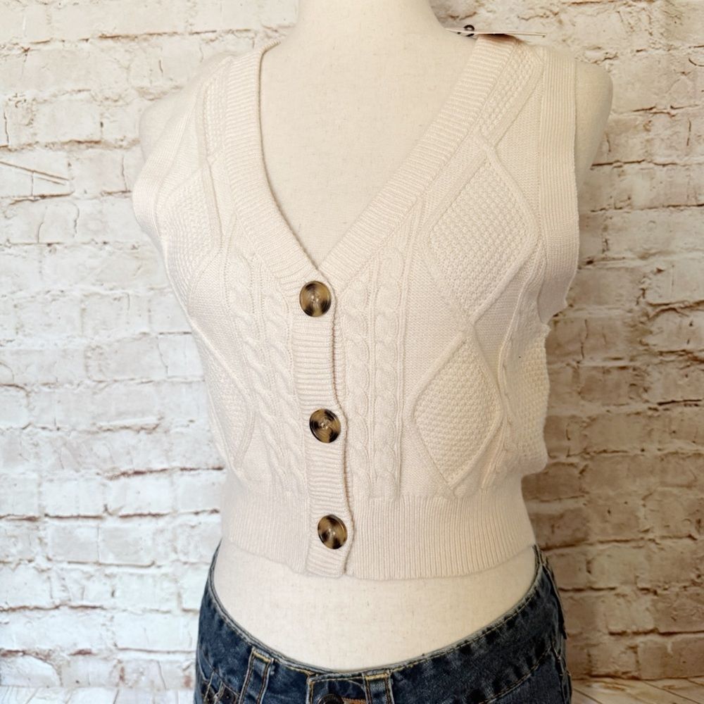 Sincerely Jules cropped sweater vest